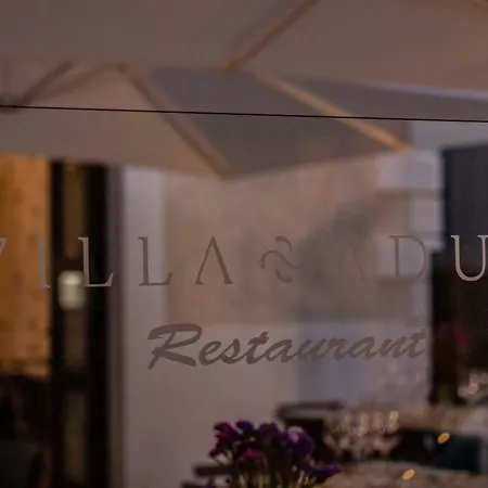 Pensión Adua Tropea